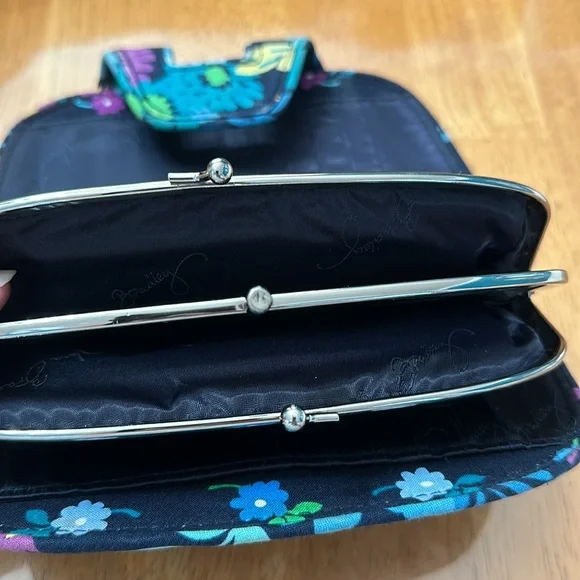 Vera Bradley Wallet - Picture 4 of 4